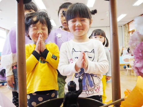 仏さまの教えを通してやさしい心をはぐくむ